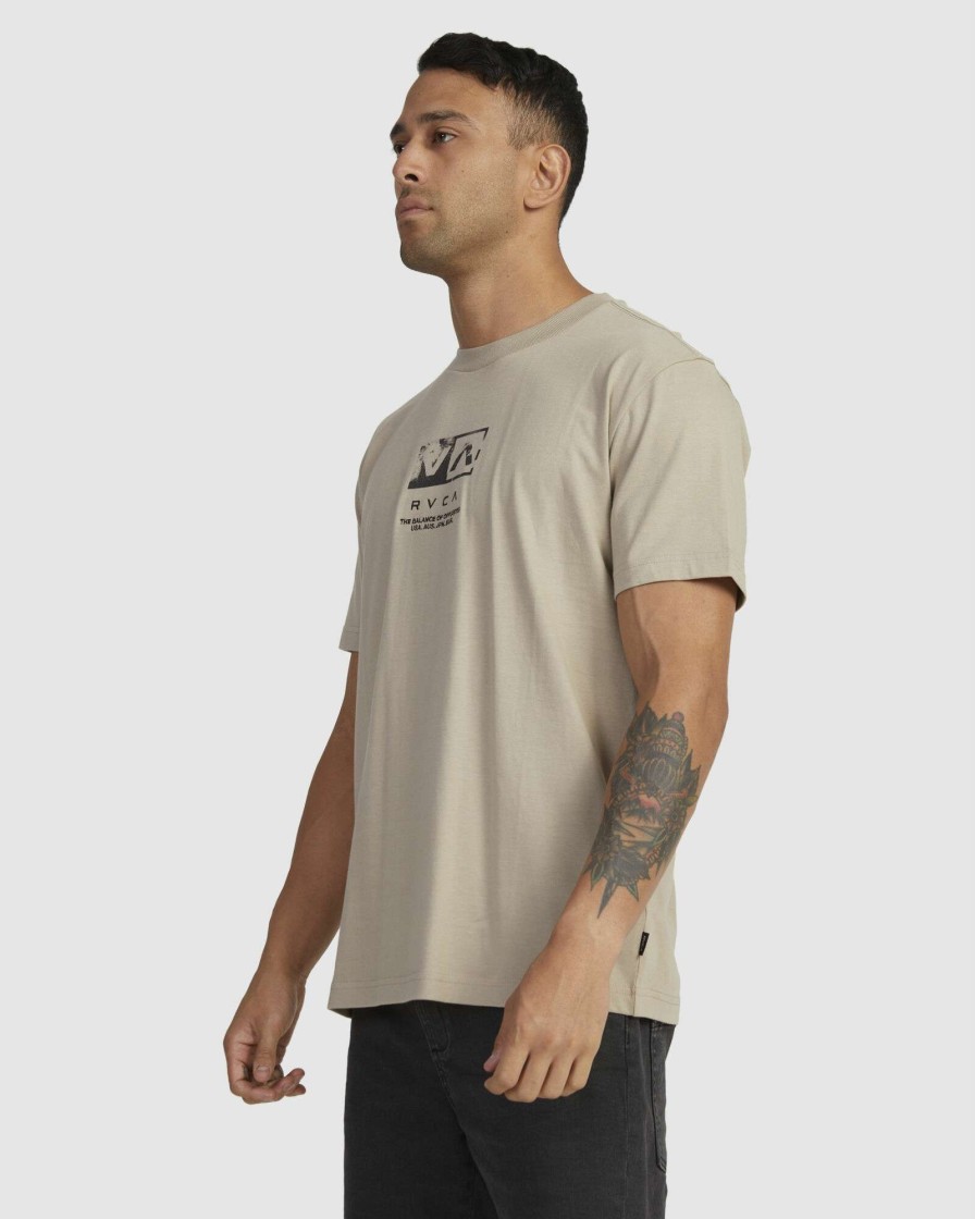 Mens * | Rvca Bestsellers Desert Flower Ss Tee Mushroom